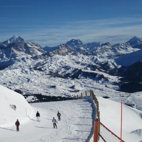 Saison de ski dans les Dolomites